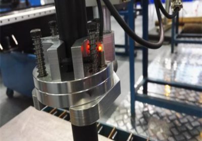 Hegaldiak 6090 irteerako kontrola CNC plasma ebaketa makina metal